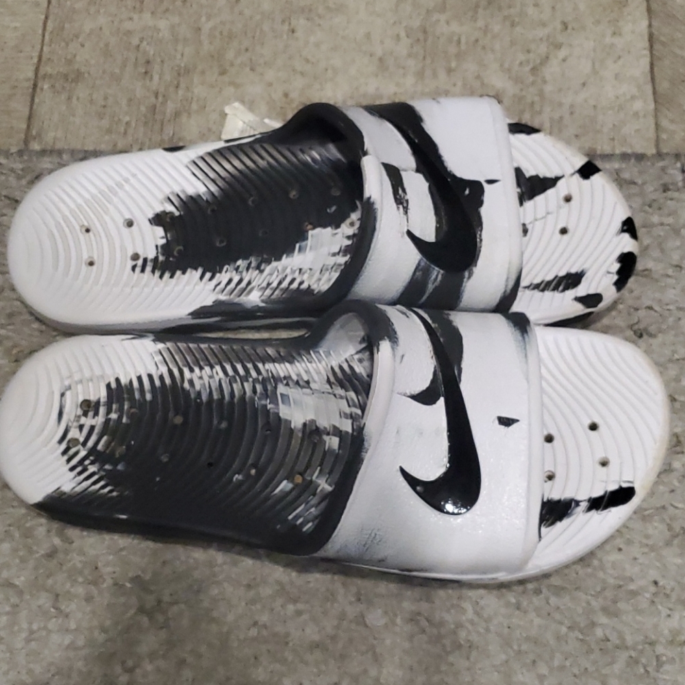 Nike Slides